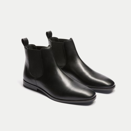 Florence Chelsea Boot Black Leather THREE QUARTER