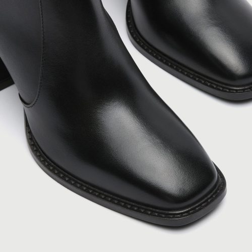 Frankie Back Zip Boot Black Leather DETAIL 2