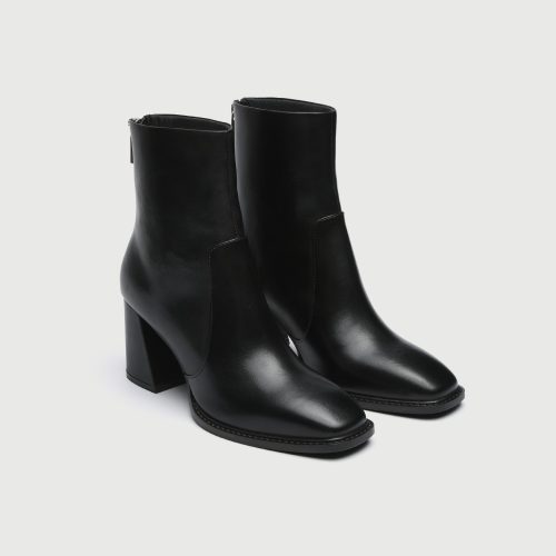 Frankie Back Zip Boot Black Leather THREE QUARTER