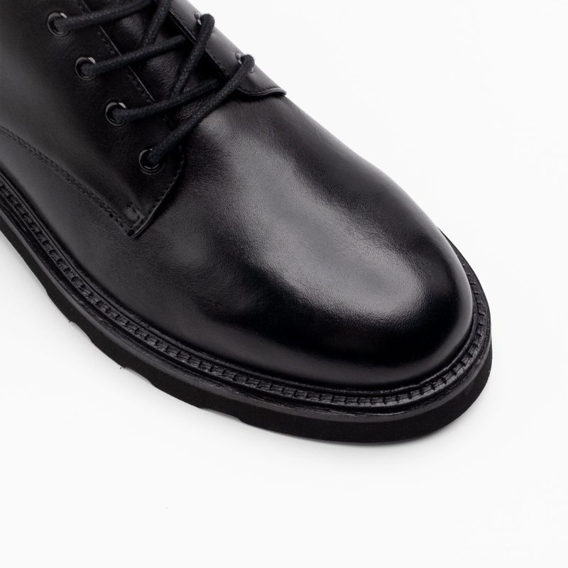 Max Lace Boot Black Leather Smooth DETAIL 1