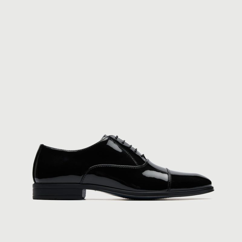 WALK London Mens Oscar Oxford Toe Cap in Black Patent Leather